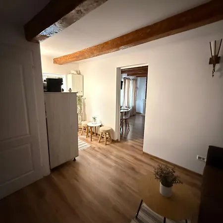 Apartment Old